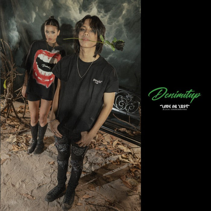 Denimitup embroidered - Black tee - T-Shirt